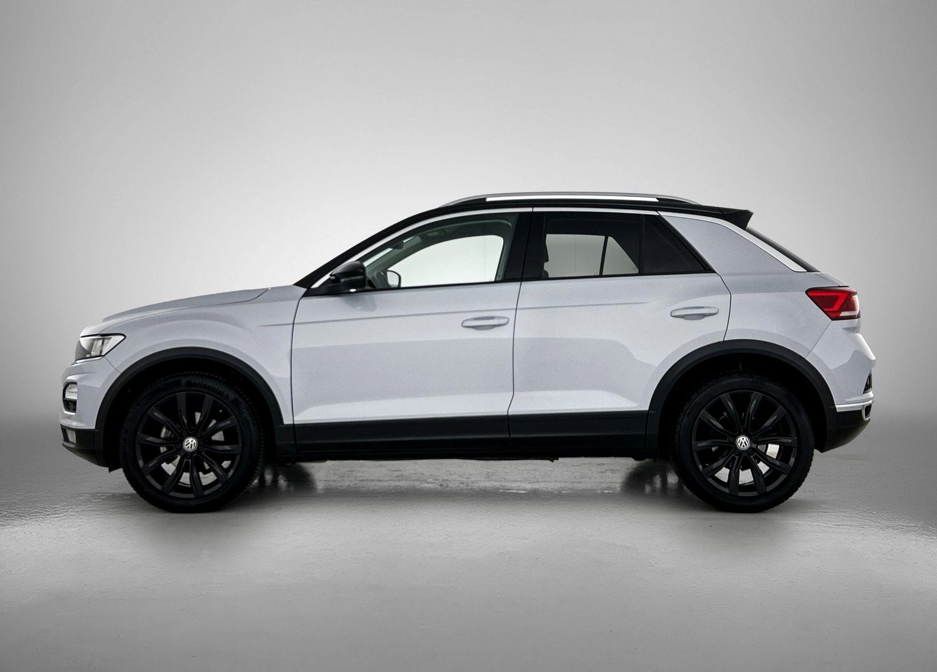 Volkswagen-T-Roc-image-1