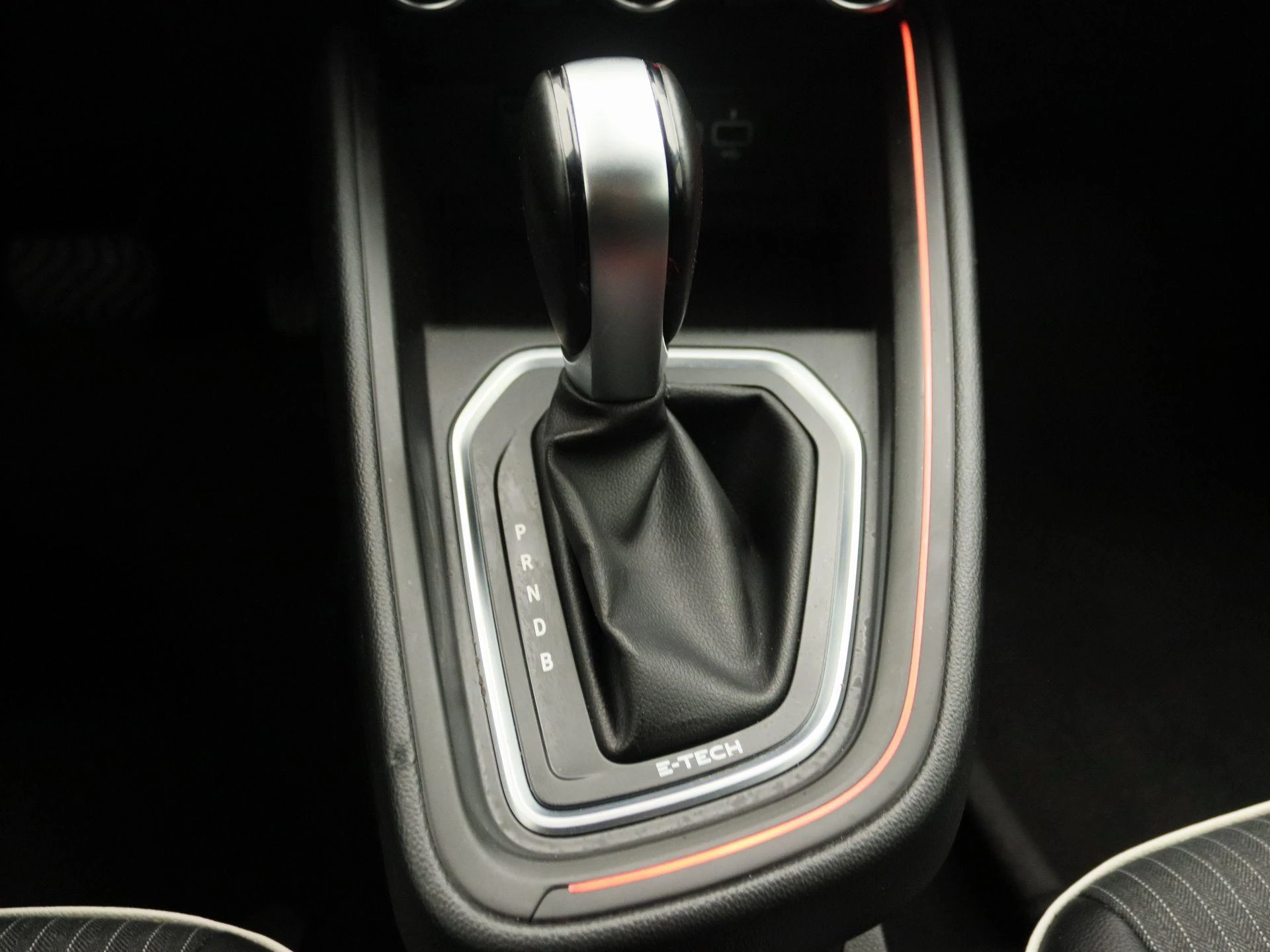 Renault-Clio-image-10
