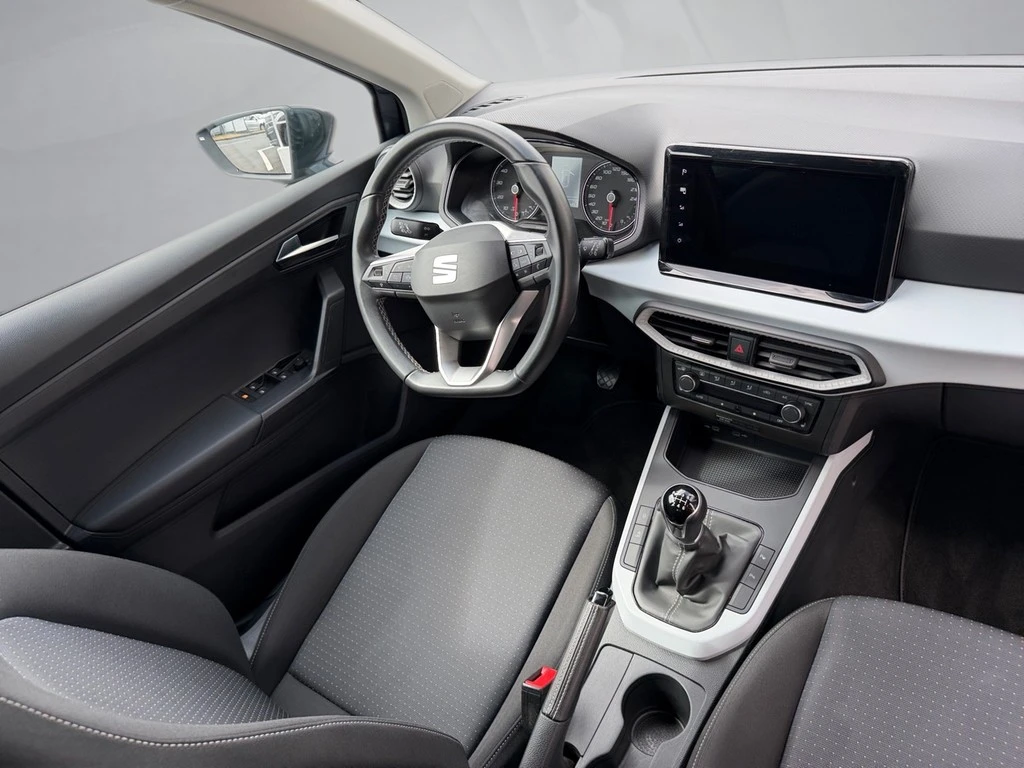 SEAT-Arona-image-11