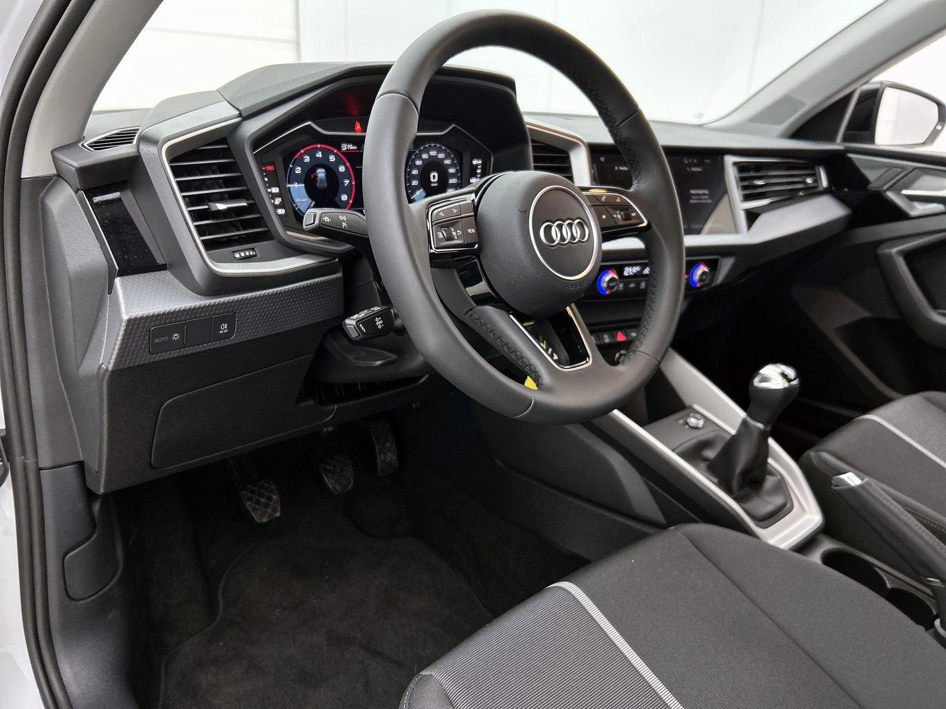 Audi A1 Sportback 25 TFSI Advanced edition