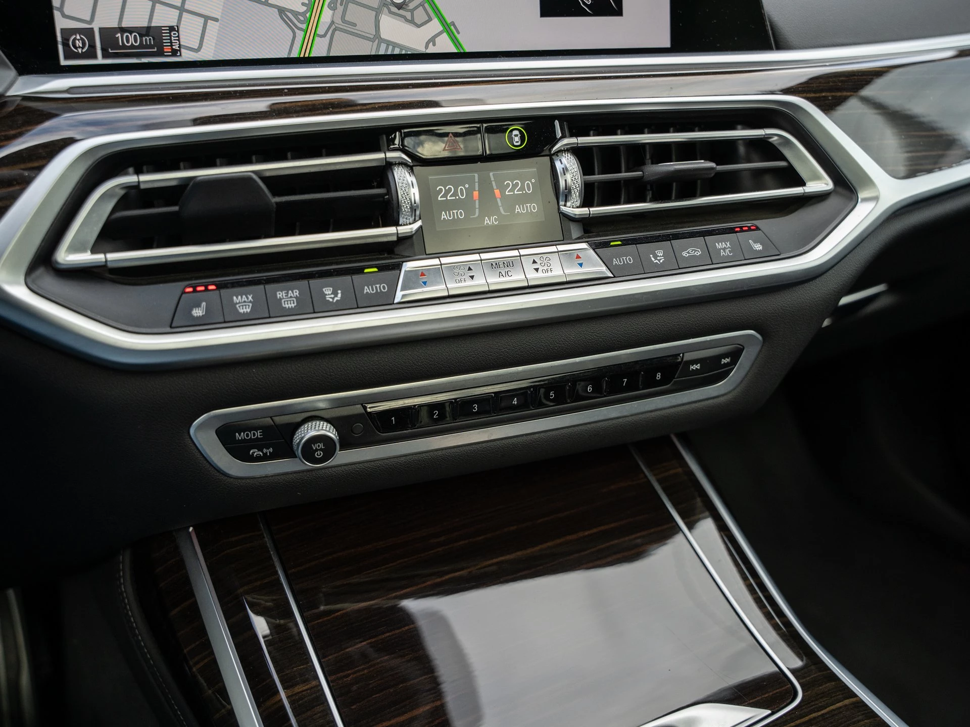 BMW-X7-image-17