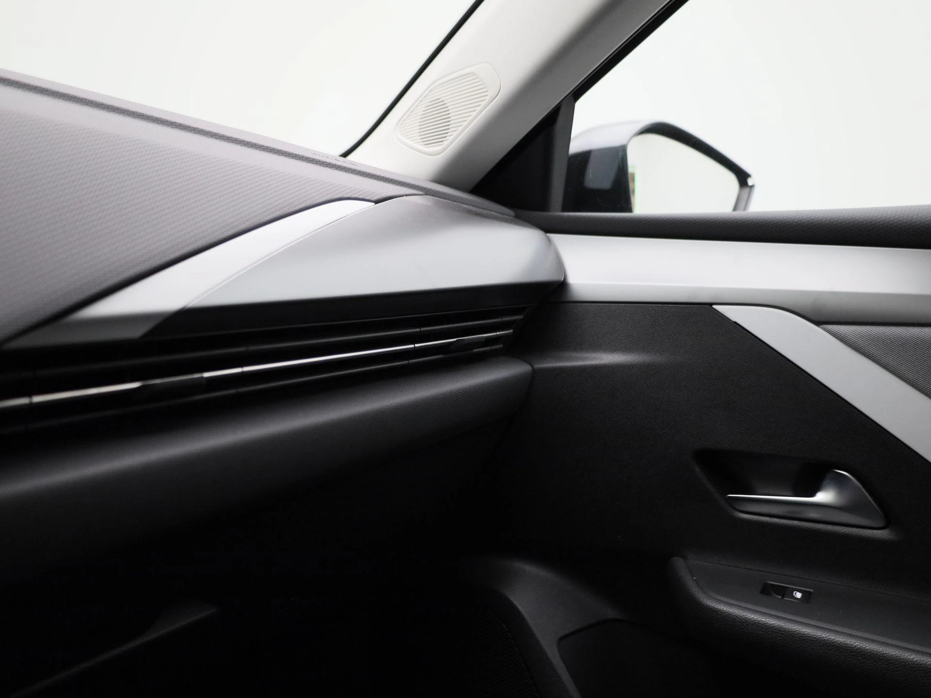 Opel-Astra-image-23