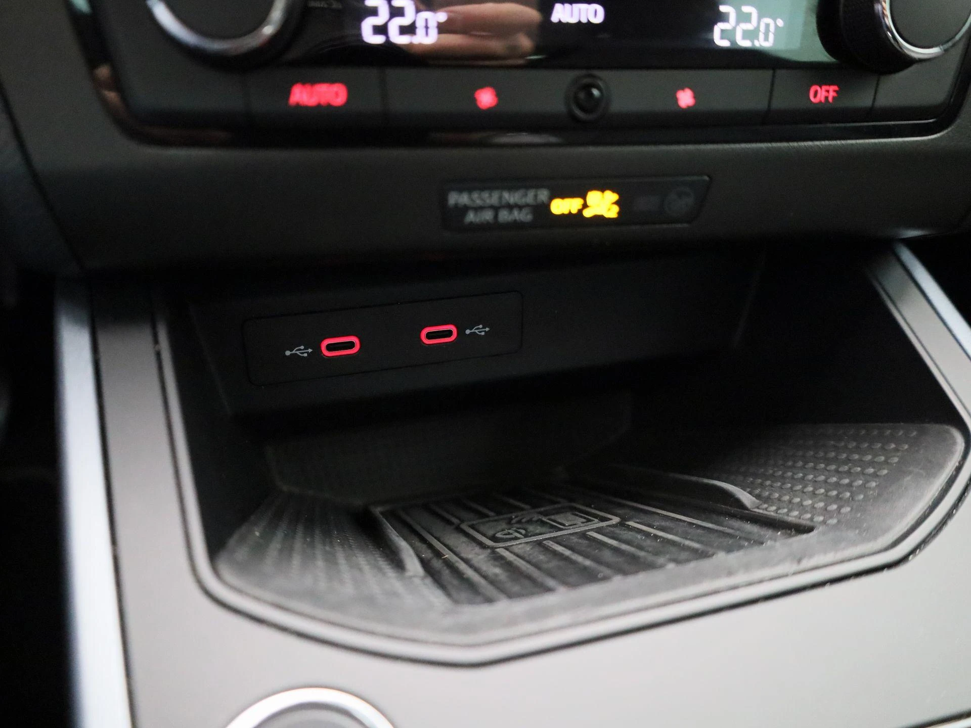 SEAT-Arona-image-23
