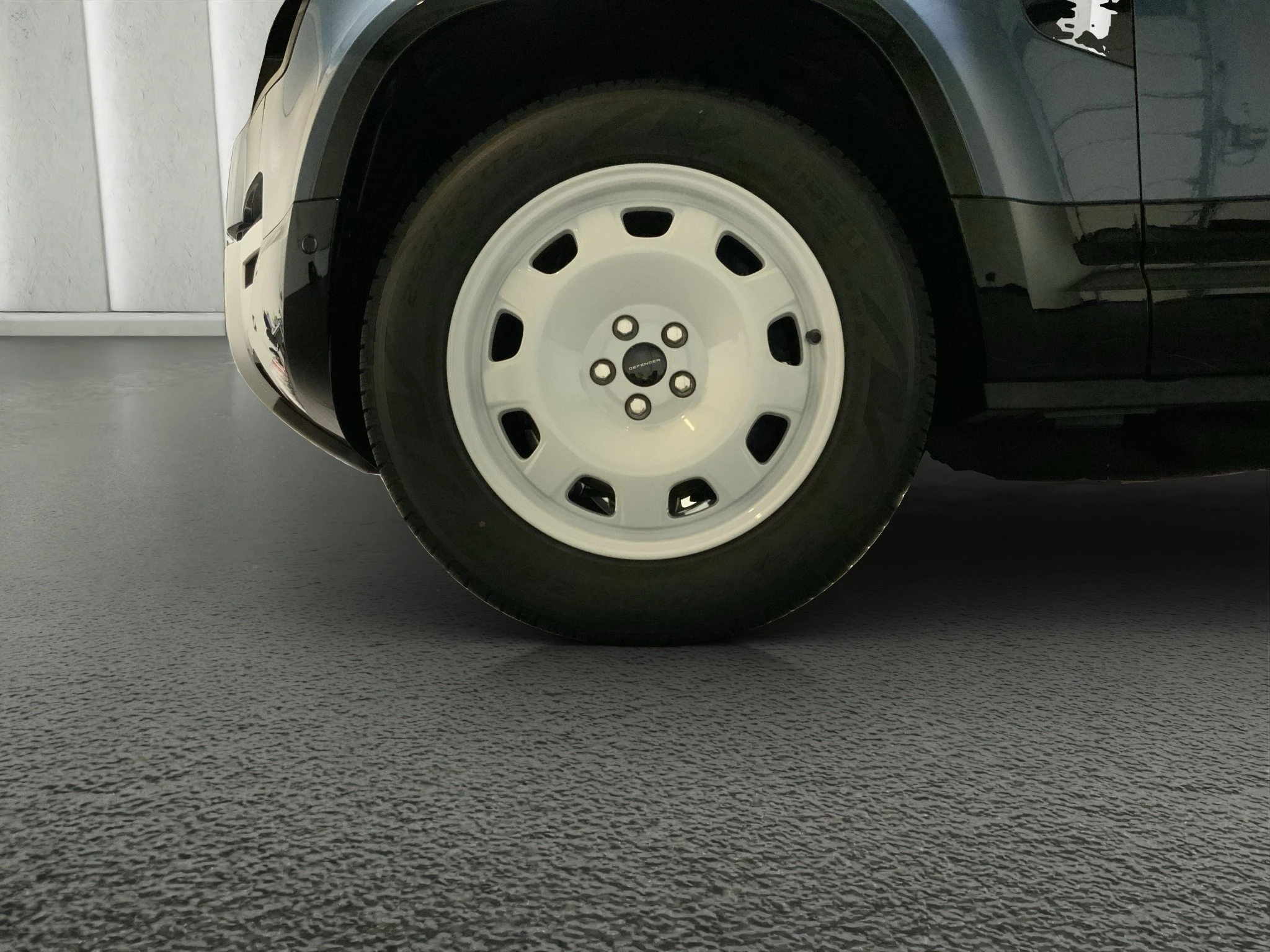 Land Rover-Defender-image-5