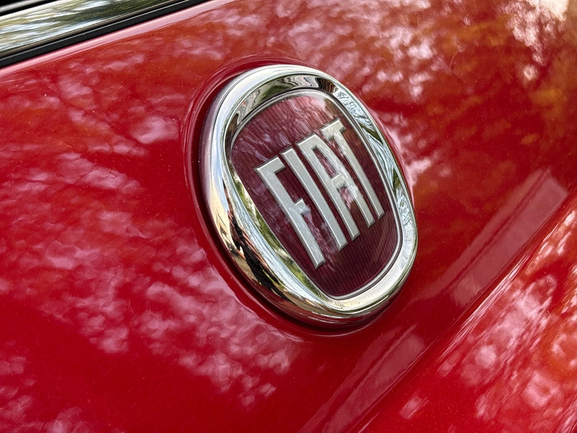 Fiat 500C 1.0 Hybrid RED