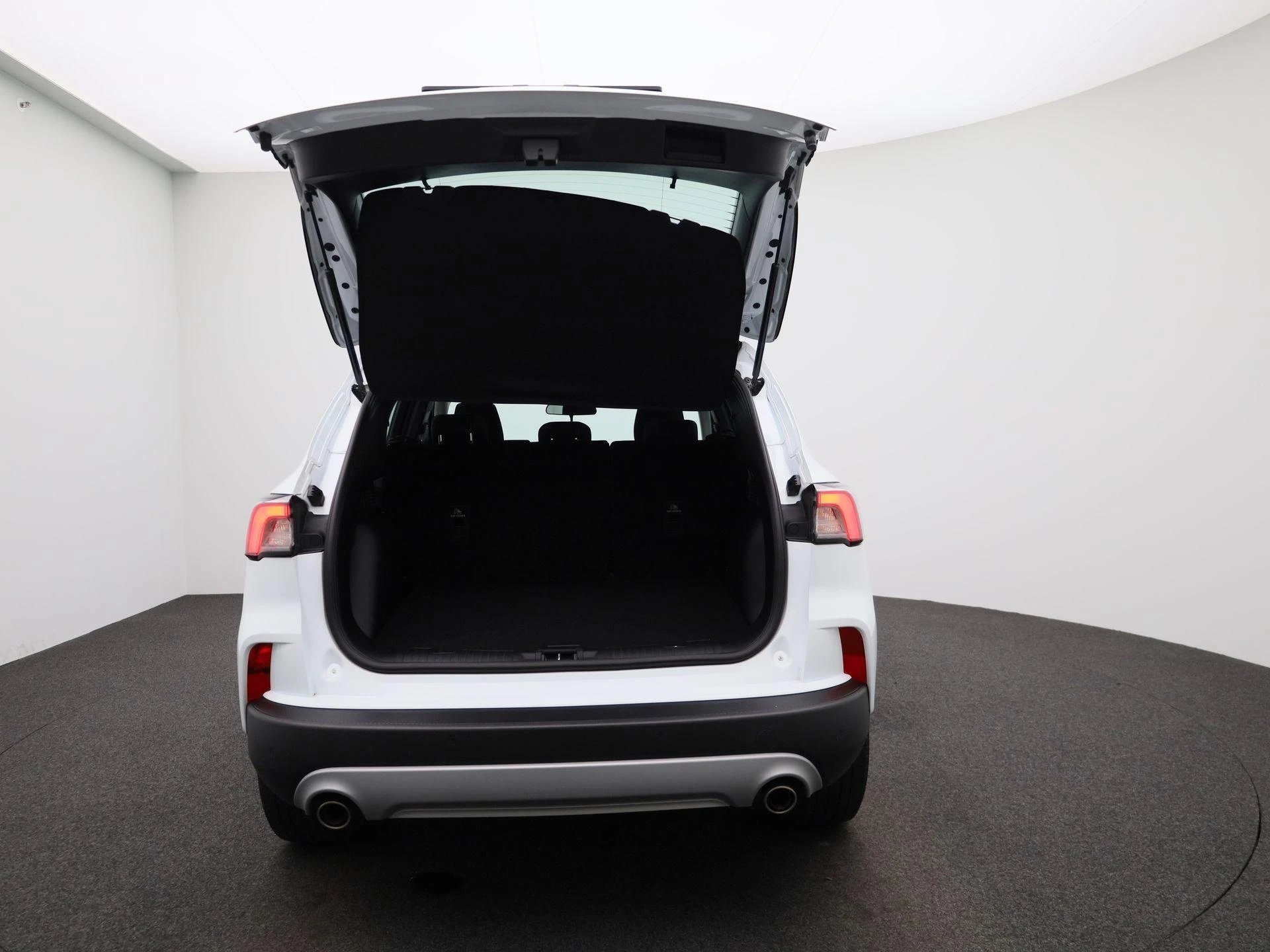 Ford-Kuga-image-10