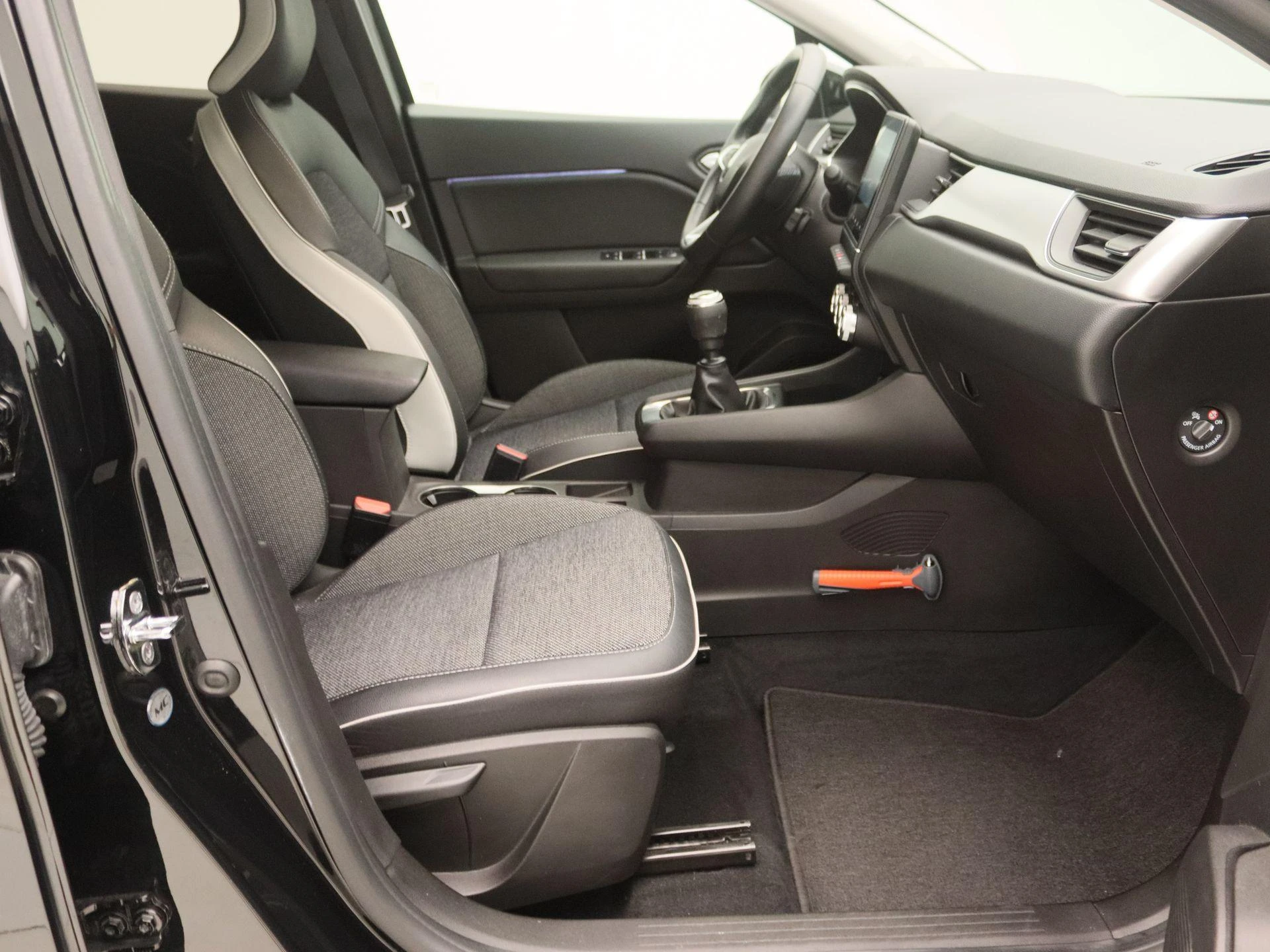 Renault-Captur-image-23