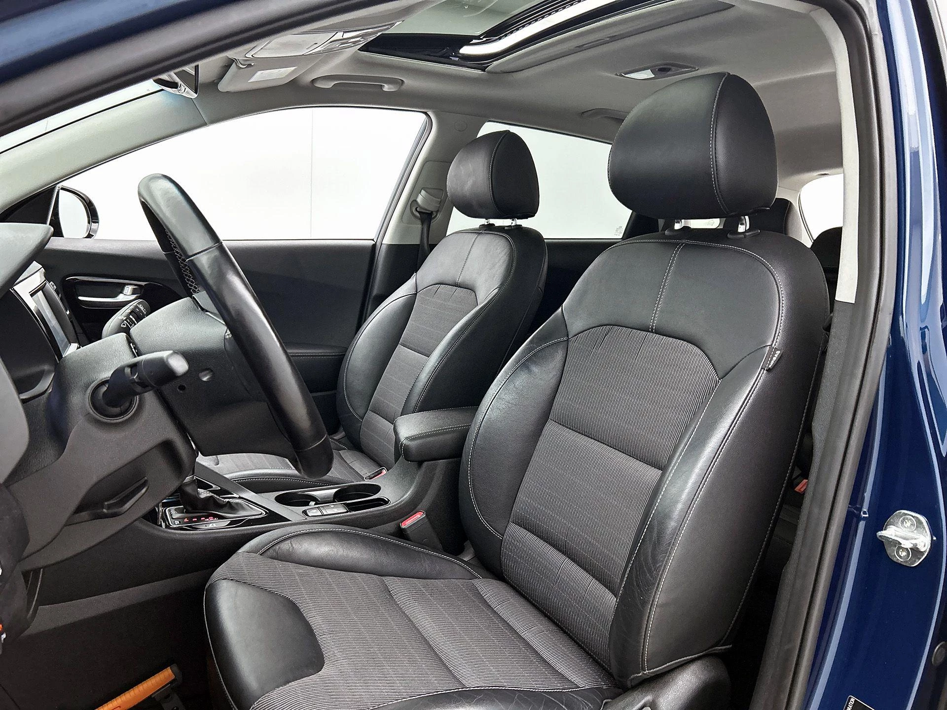 Kia-Niro-image-39