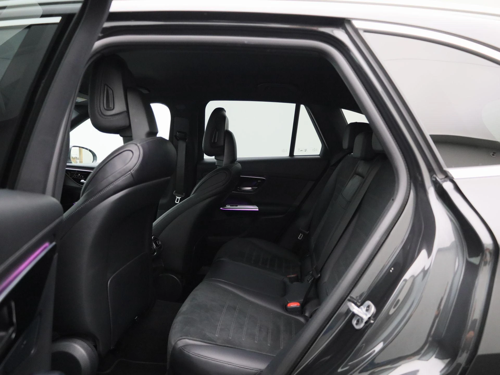 Mercedes-Benz-GLC-image-9