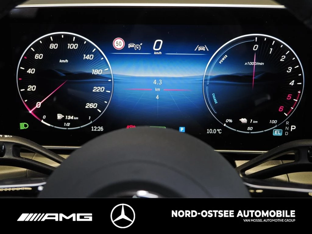 Mercedes-Benz GLC 300 de 4m AMG PANO AHK DIG-LIGHT DISTR 360° AMG Line