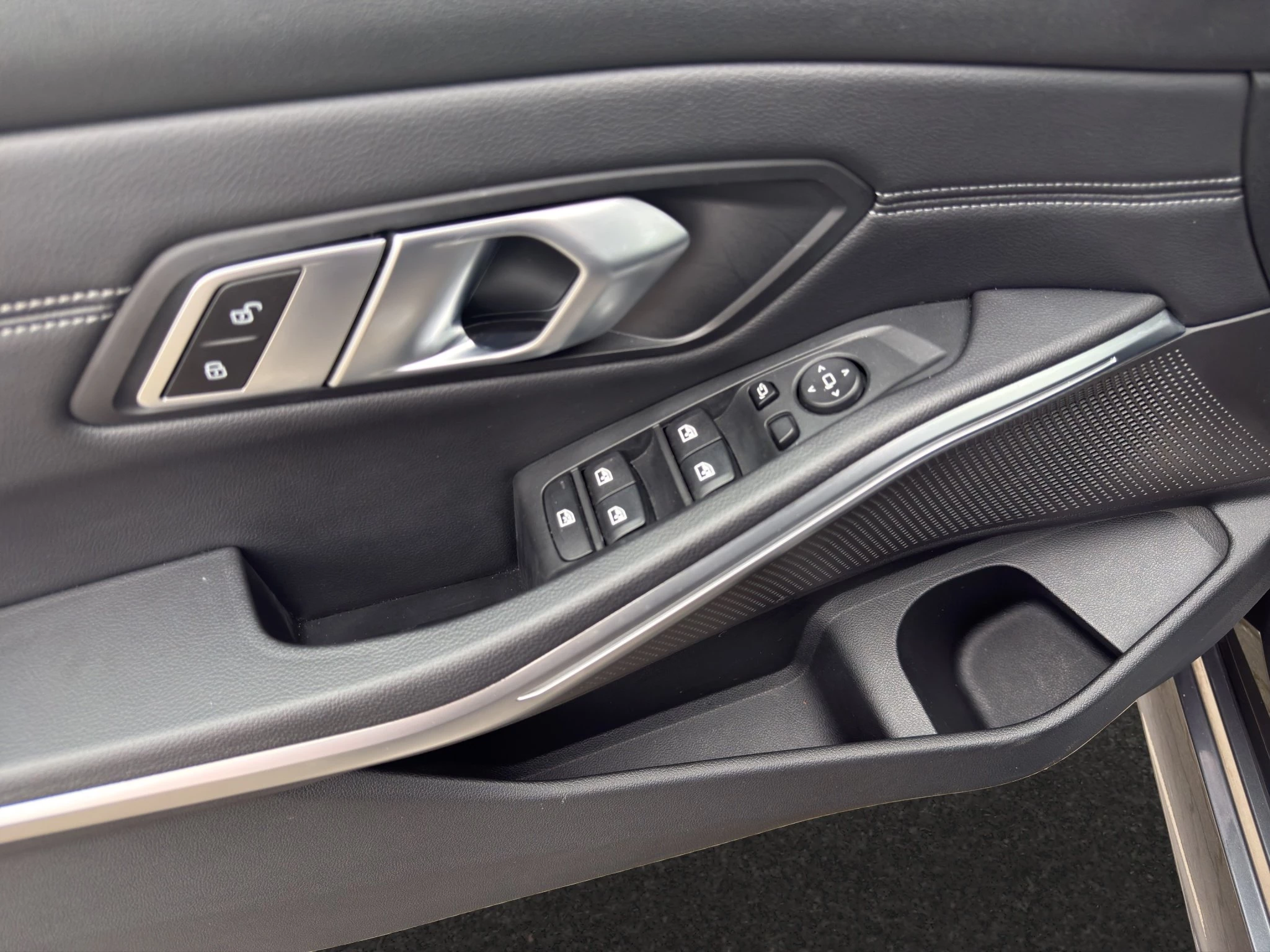 BMW 3er Reihe 318 i M Sport