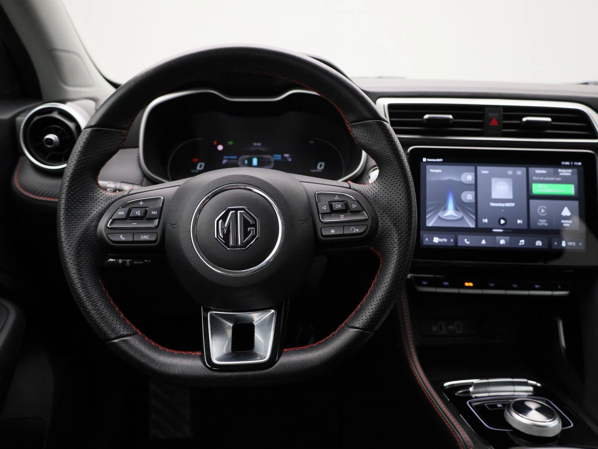 MG-ZS EV-image-6