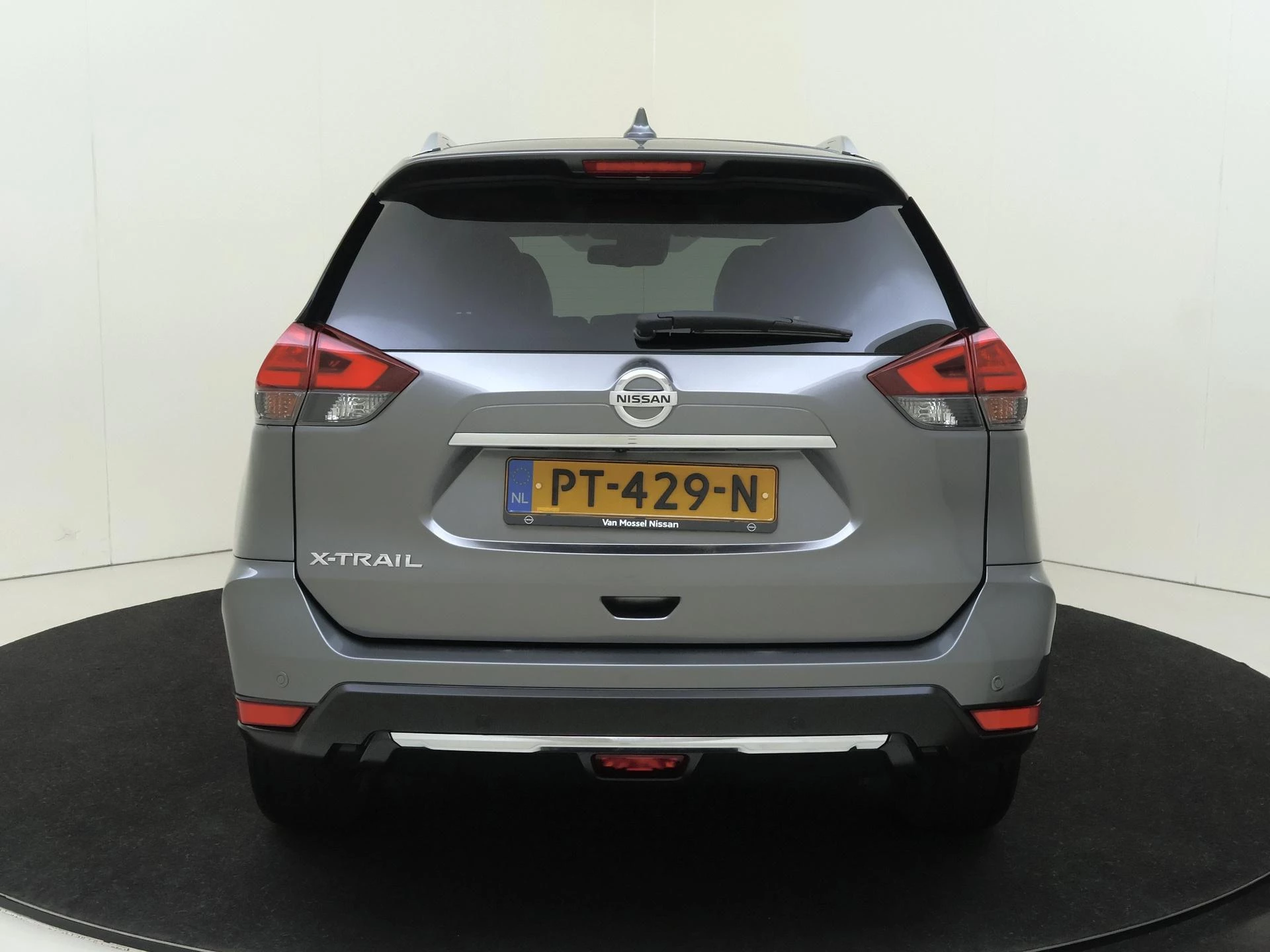 Nissan-X-Trail-image-6