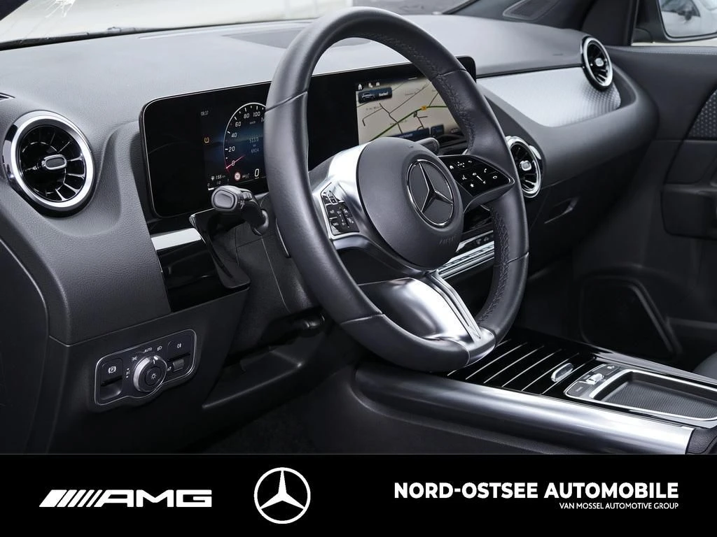 Mercedes-Benz GLA 200 PROGRESSIVE AHK MBUX SHZ LED ADV. Progressive