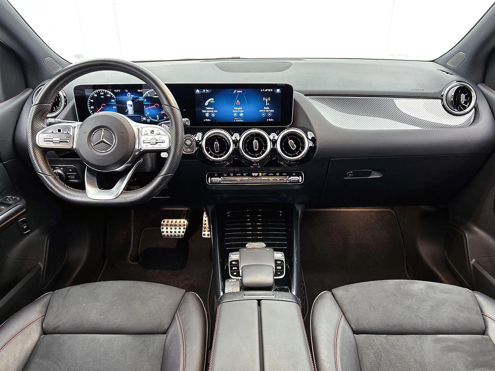 Mercedes-Benz-B-Klasse-image-22