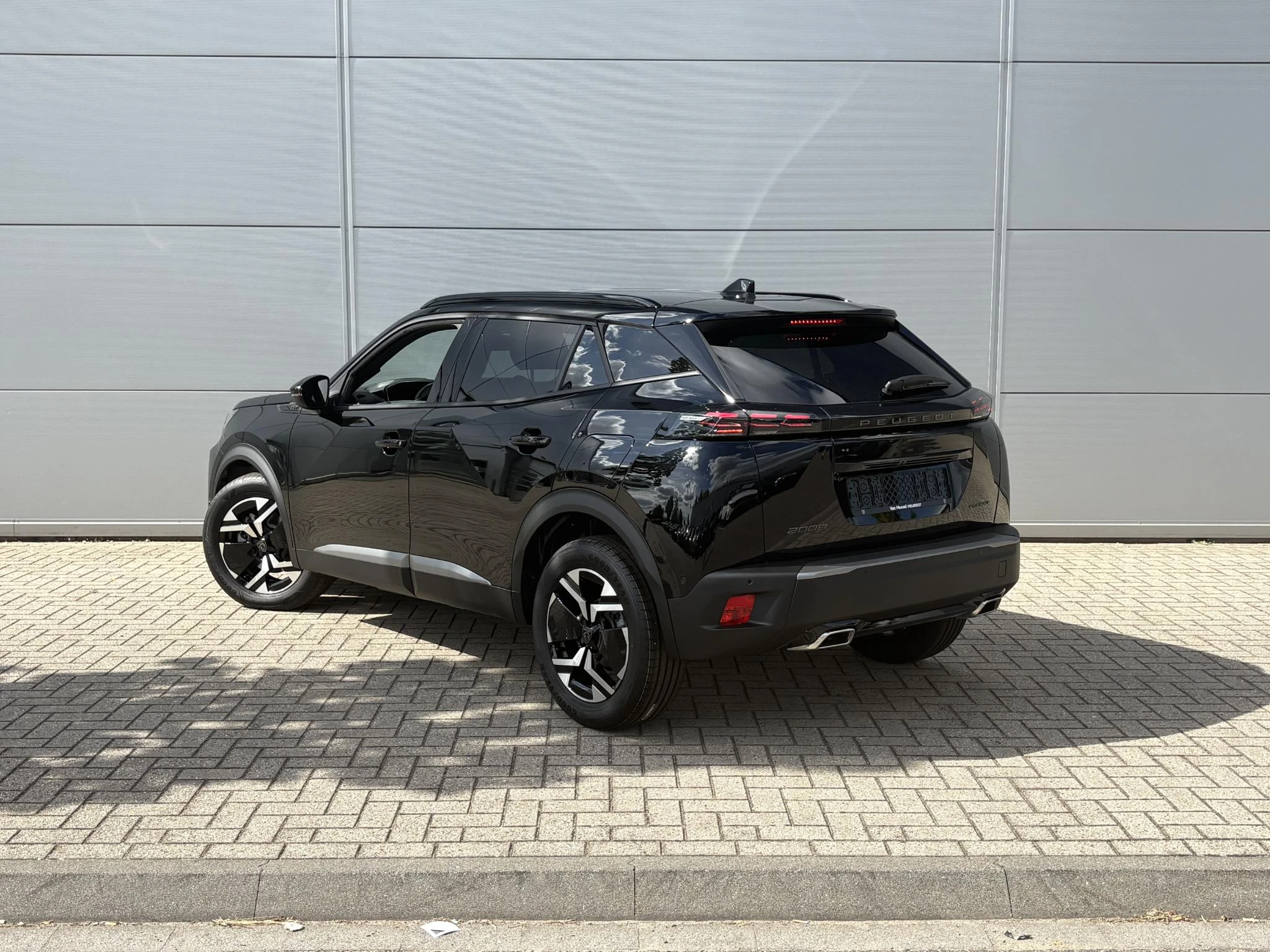 Peugeot-2008-image-3