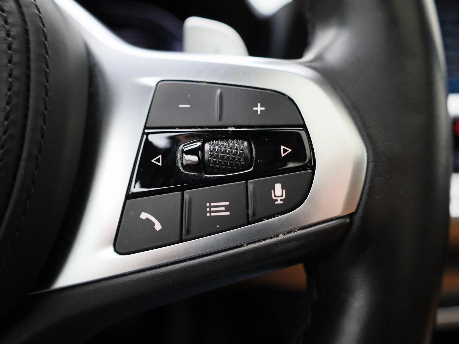 BMW-3 Serie-image-19