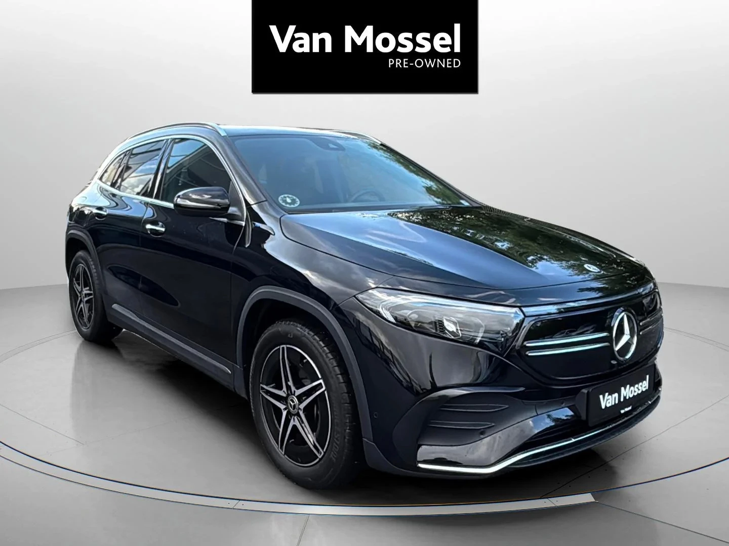 Mercedes-Benz-EQA-image-6