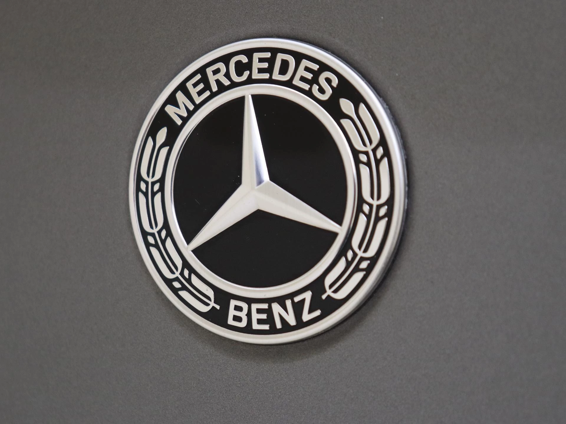 Mercedes-Benz A-Klasse 250 e Business Solution AMG