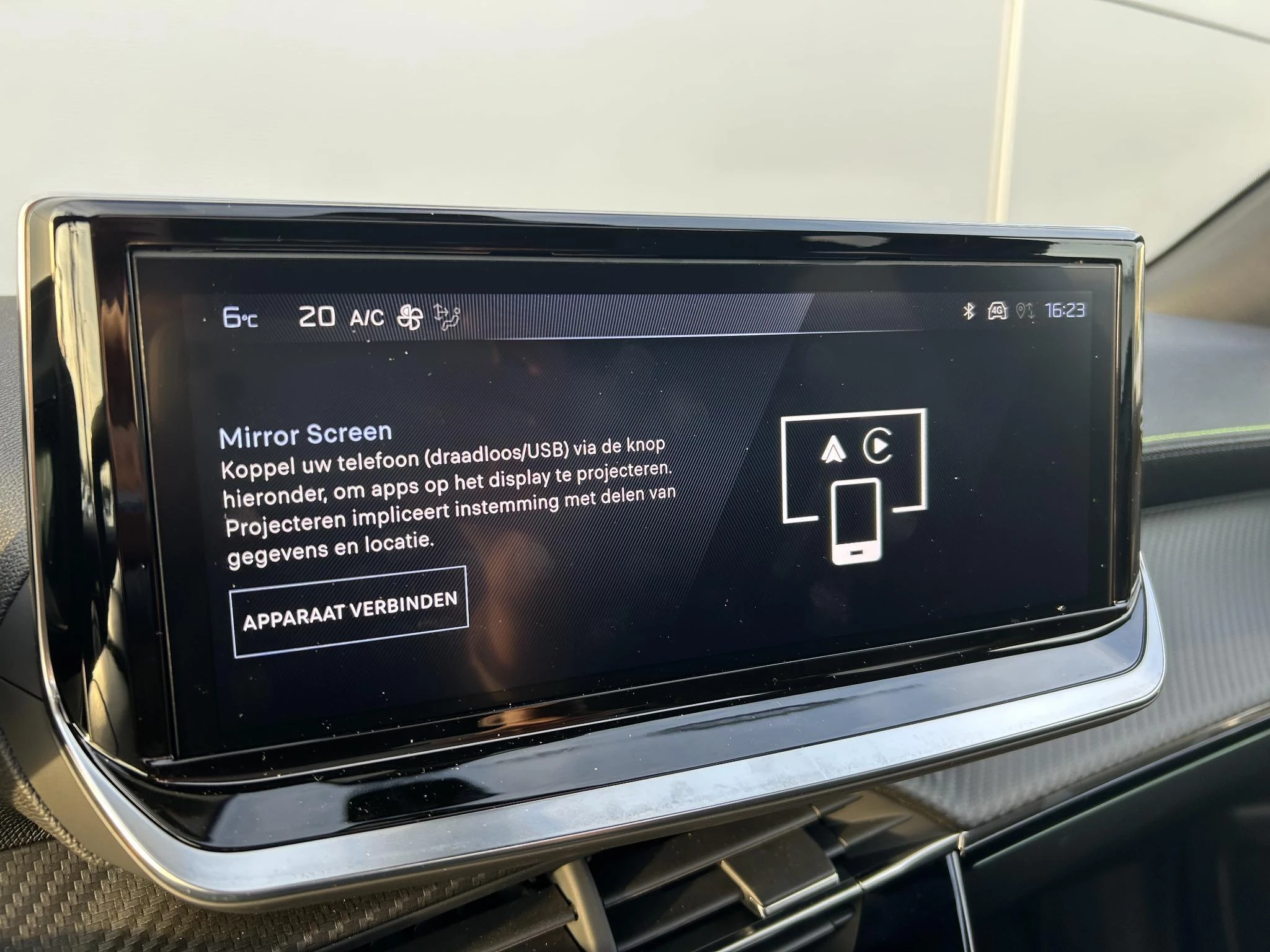 Peugeot-2008-image-15