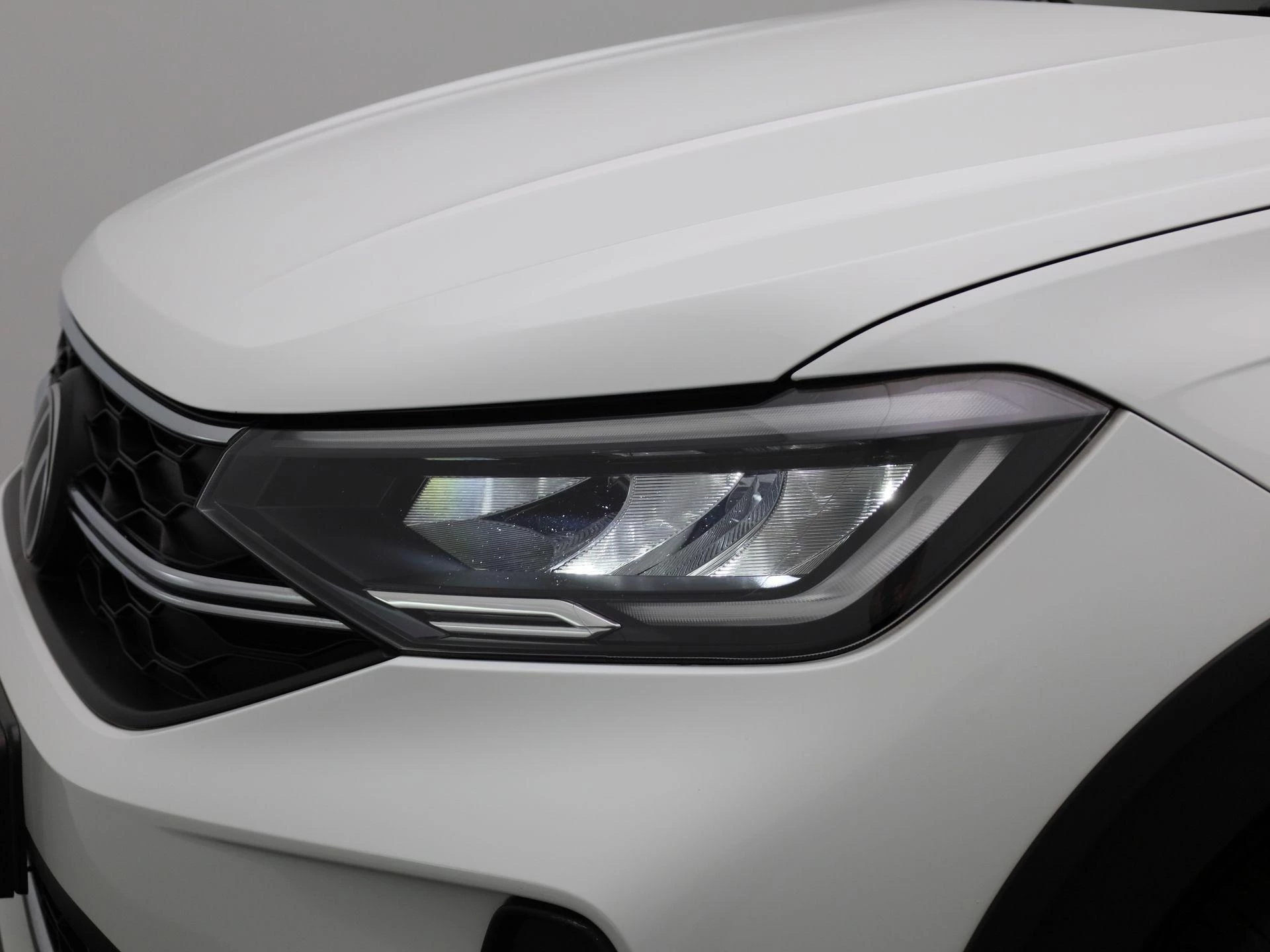 Volkswagen-Taigo-image-11