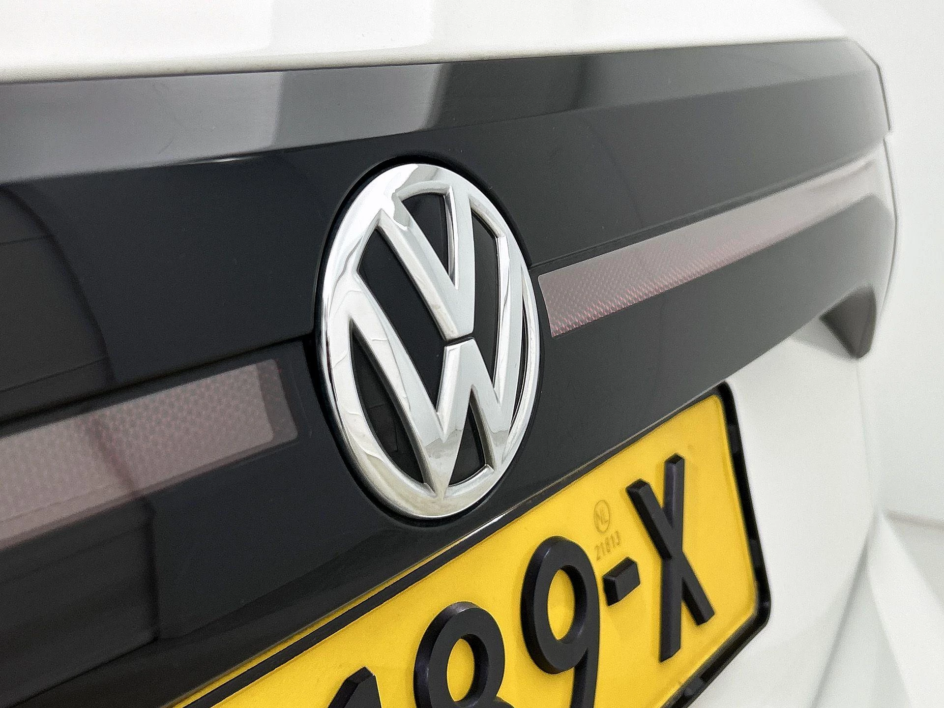 Volkswagen-T-Cross-image-21