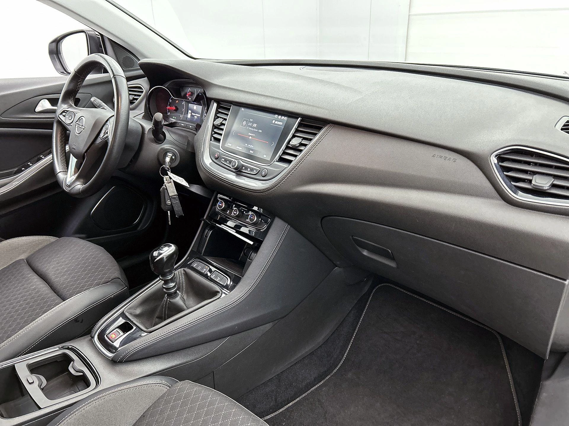 Opel-Grandland X-image-27