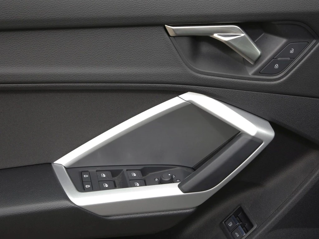 Audi-Q3-image-16