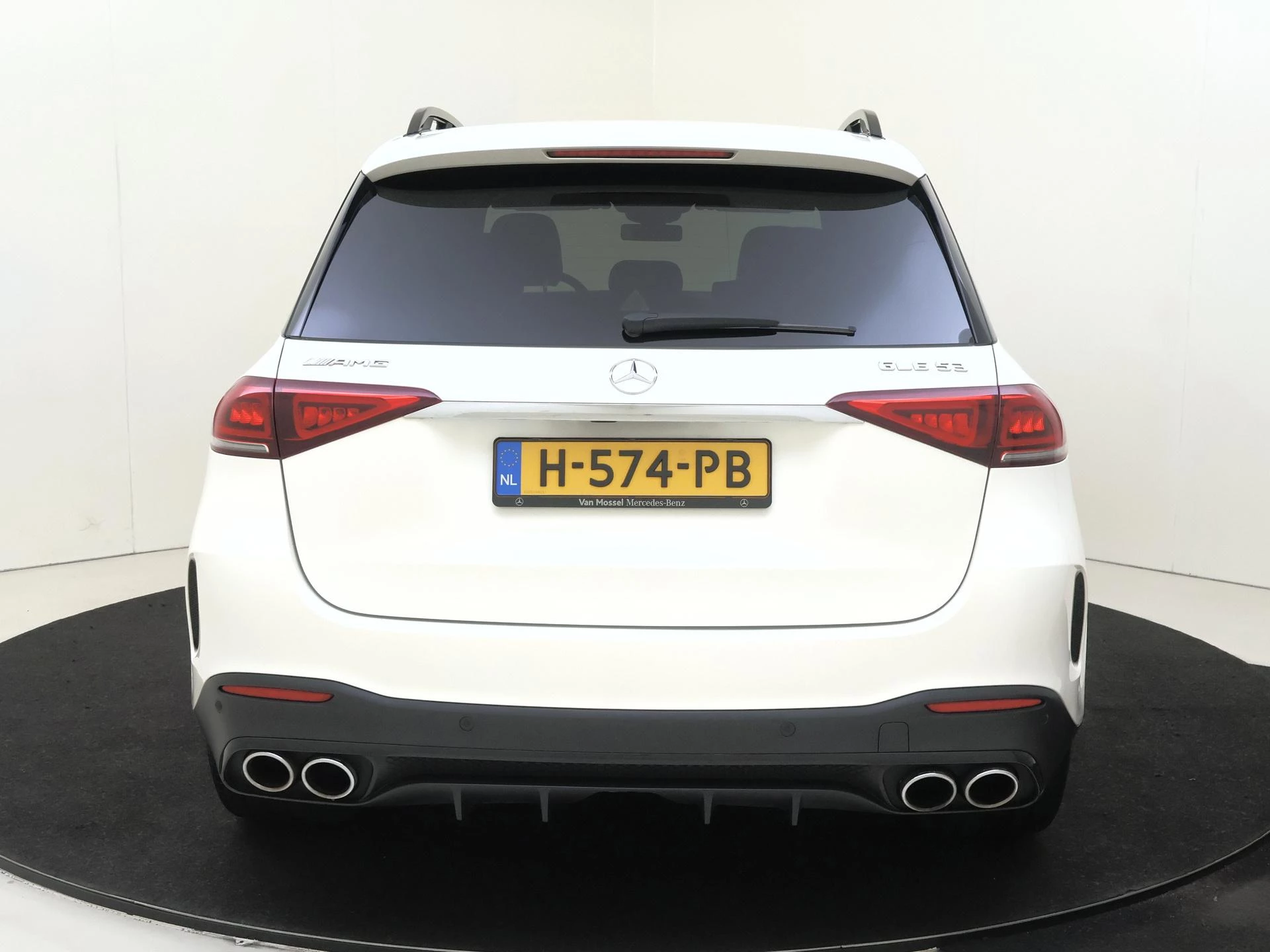 Mercedes-Benz-GLE-image-8