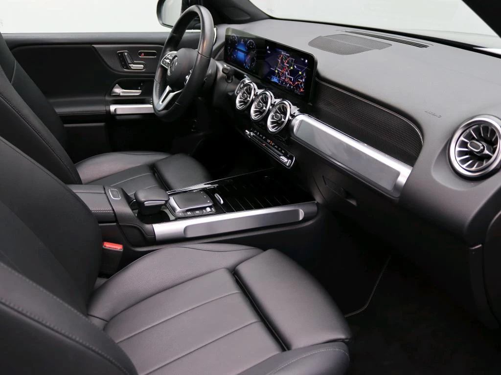 Mercedes-Benz GLB 200 Business Solution Luxury