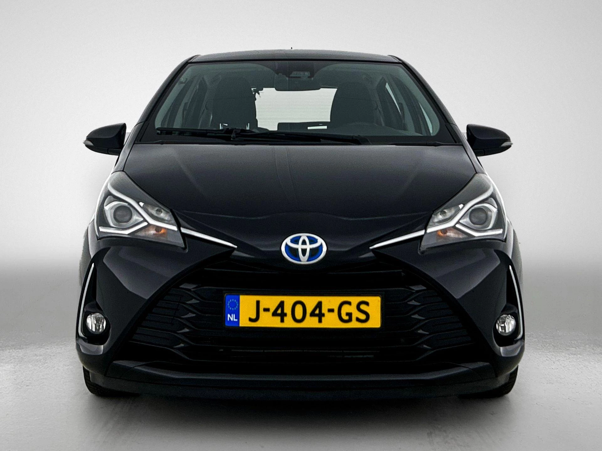 Toyota-Yaris-image-8