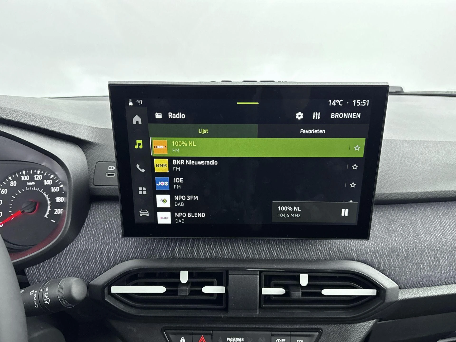 Dacia-Sandero-image-6