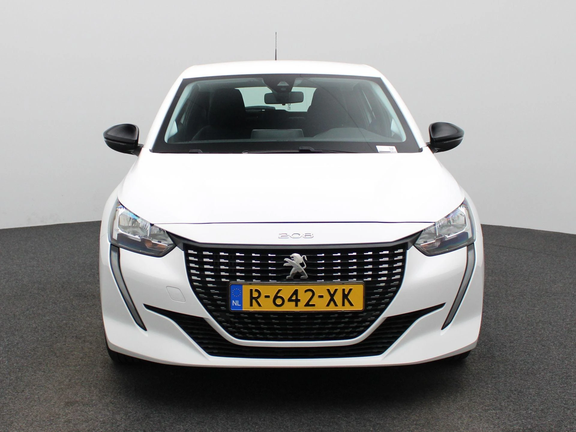 Peugeot-208-image-2