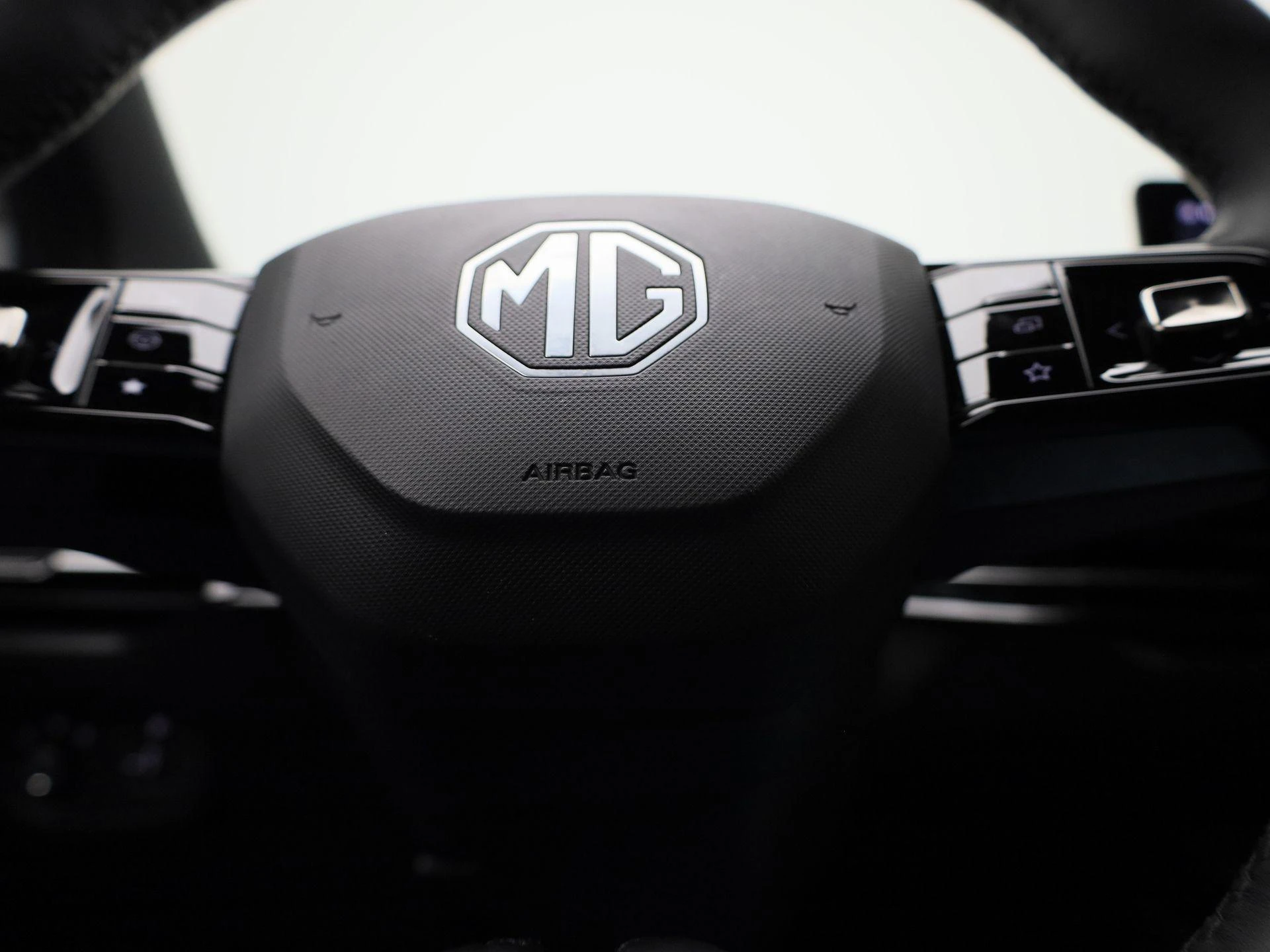 MG-MG4 EV-image-24