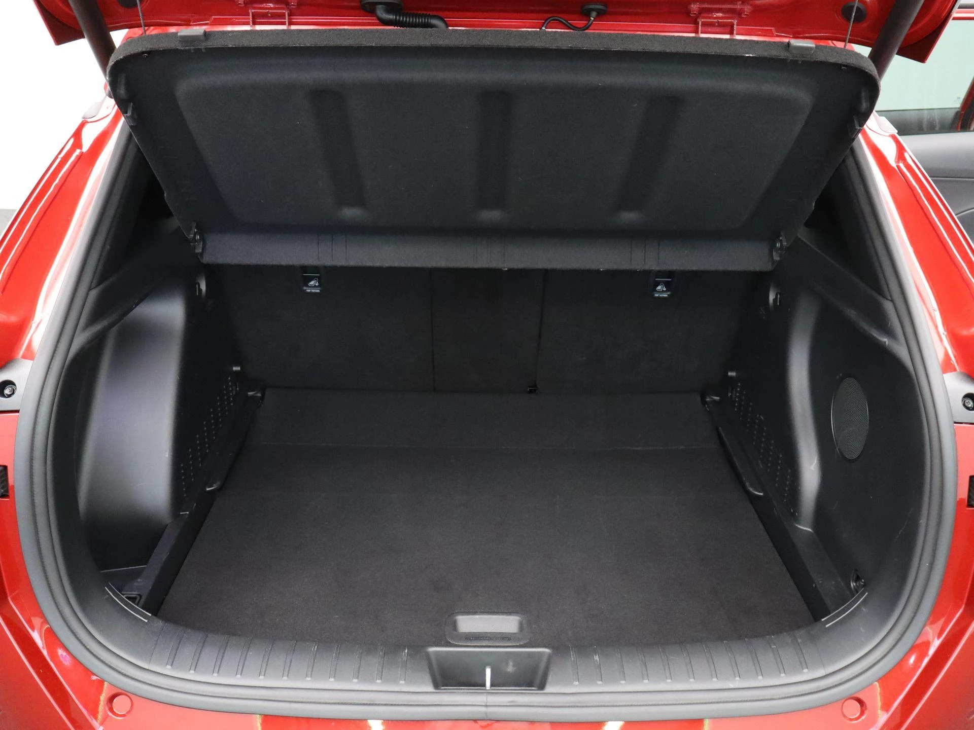 Hyundai-Kona-image-30