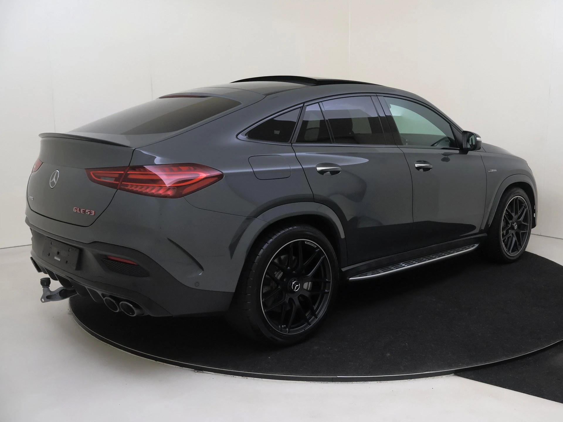 Mercedes-Benz-GLE-image-3