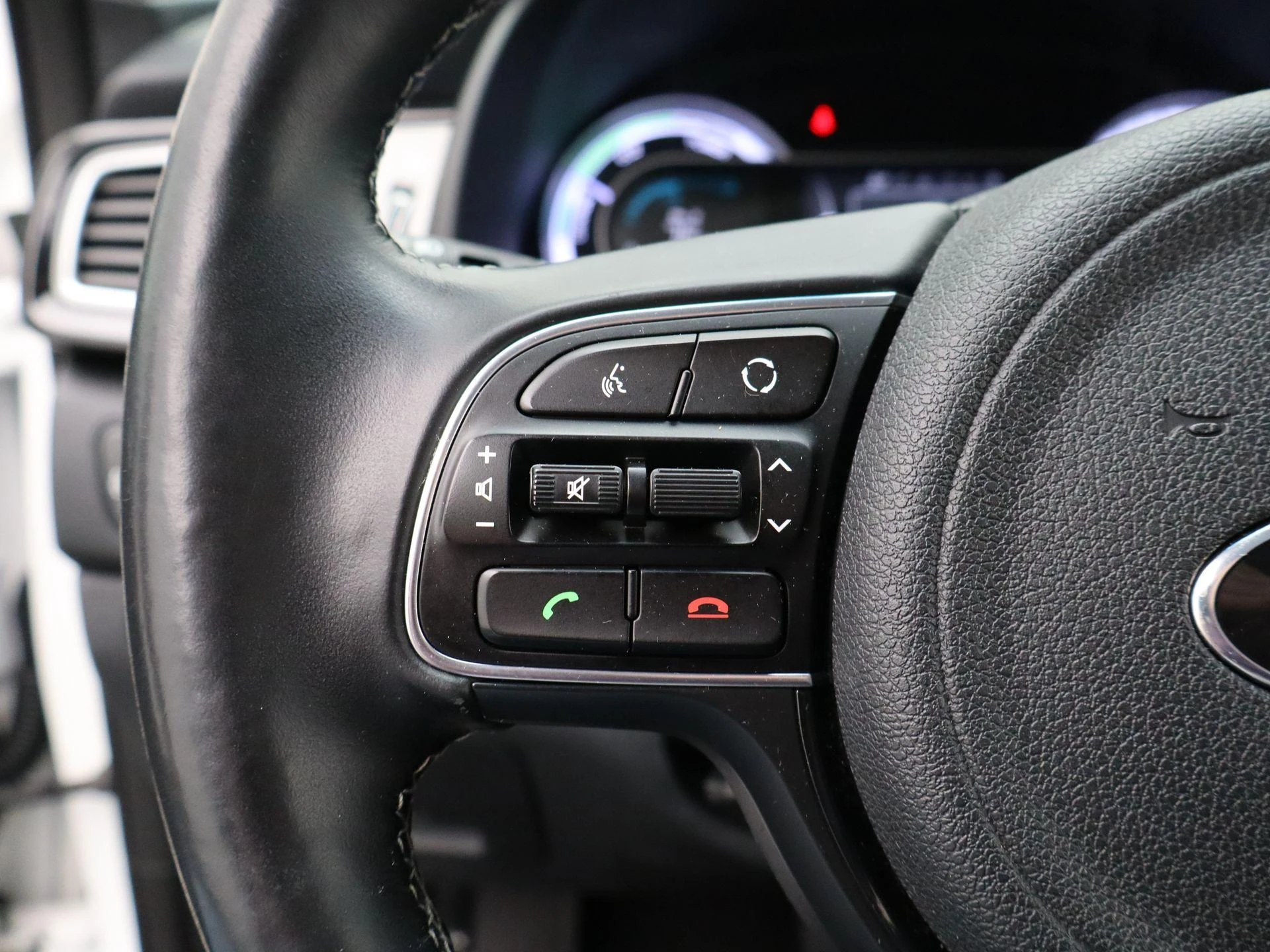 Kia-Niro-image-18