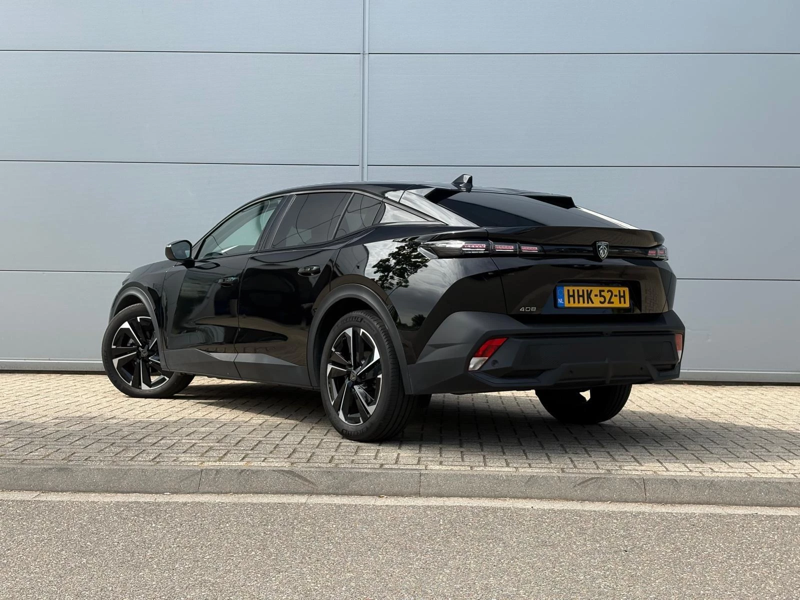 Peugeot 408 1.2 Hybrid 145 e-DCS6 Allure