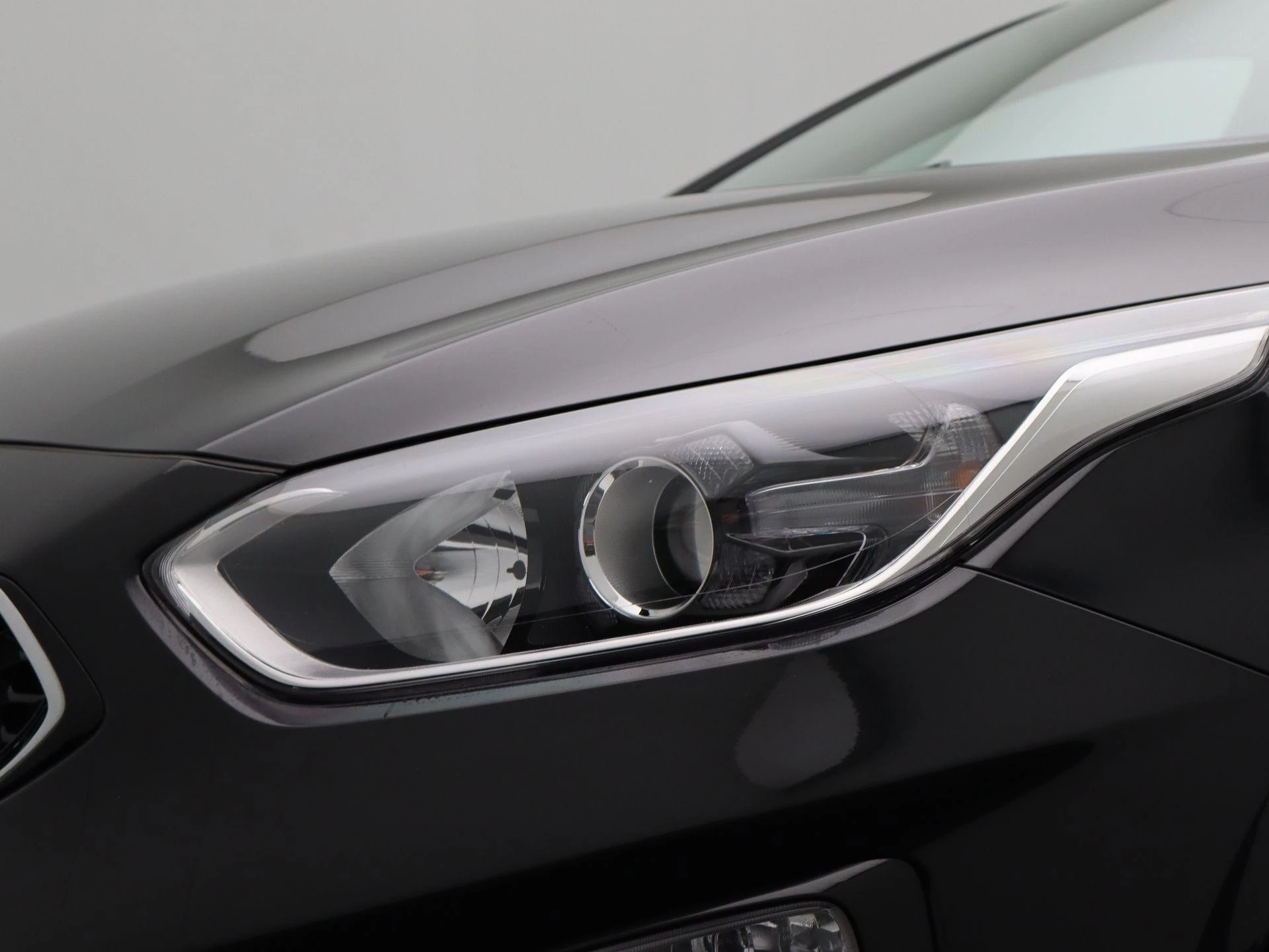 Kia-Ceed Sportswagon-image-22