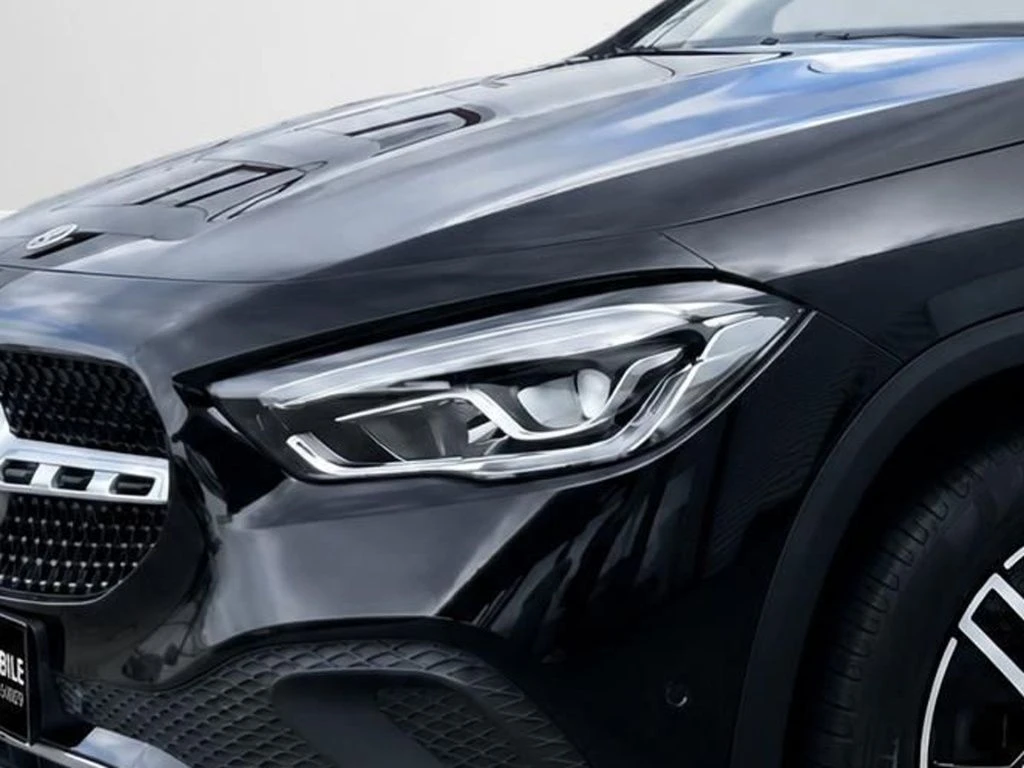 Mercedes-Benz-GLA 250 e-image-4