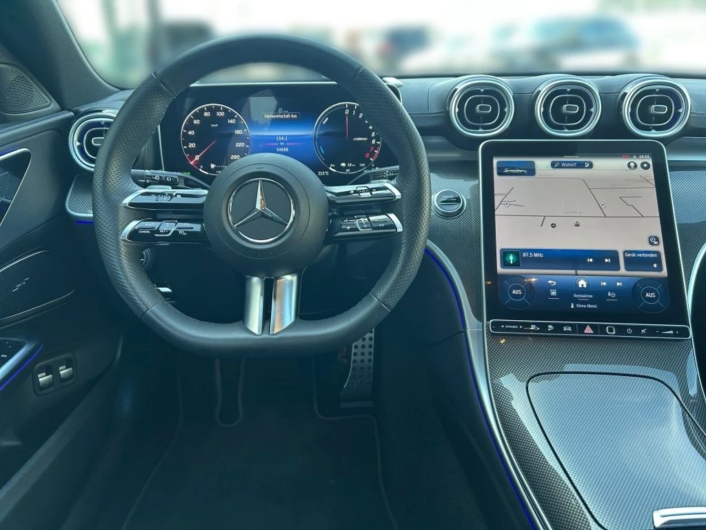 Mercedes-Benz-C-Klasse 300 e-image-10