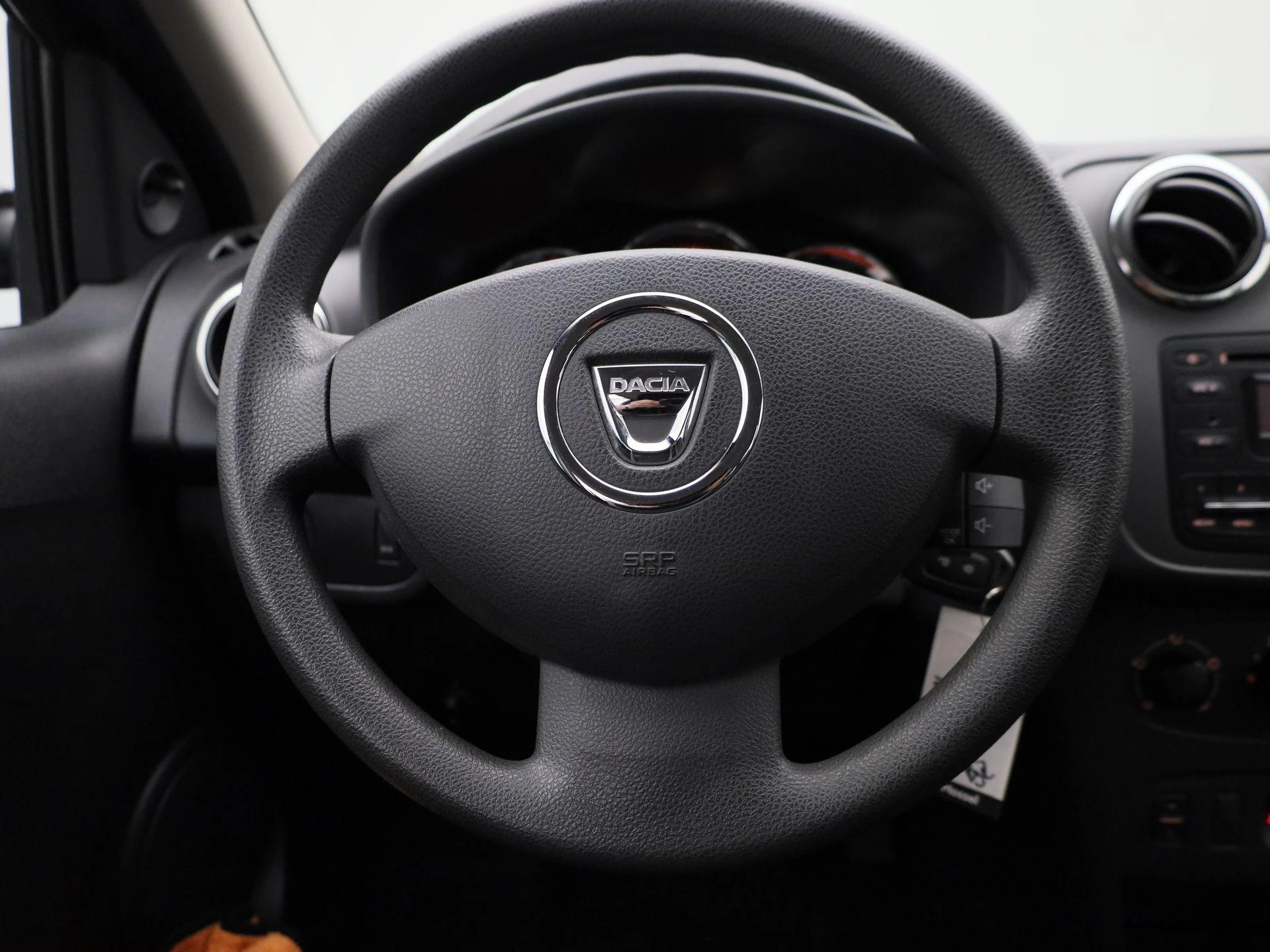 Dacia-Logan-image-6