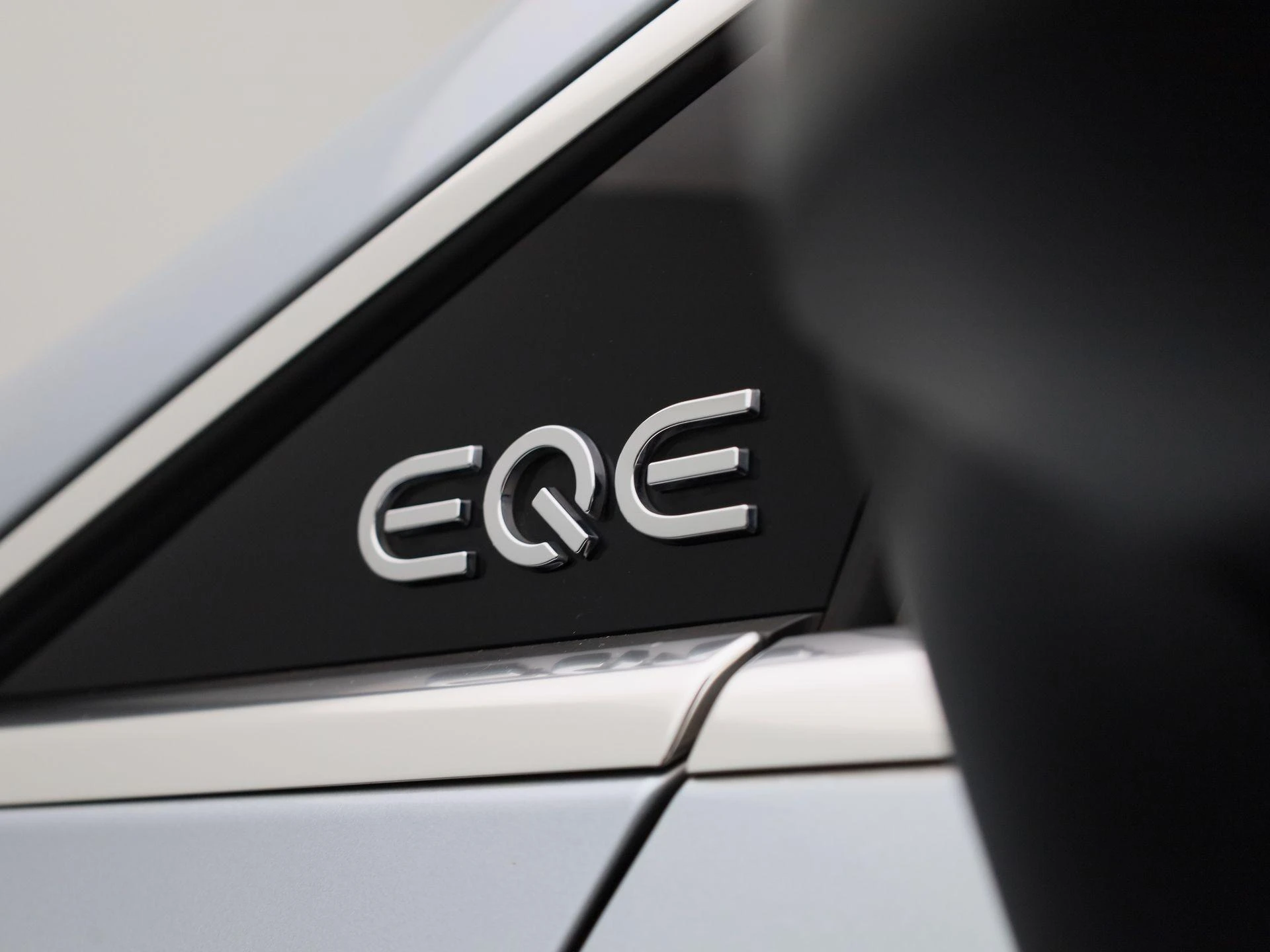 Mercedes-Benz EQE 300 Business Line 89 kWh