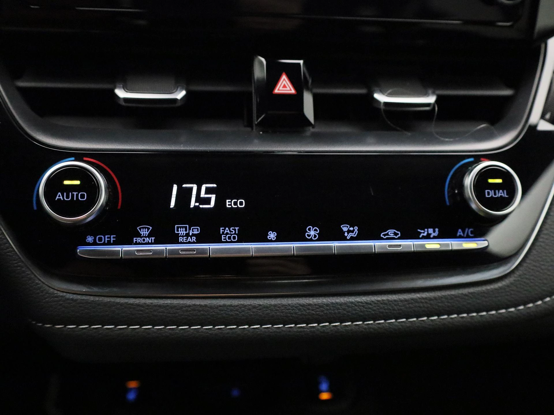 Toyota-Corolla Touring Sports-image-20