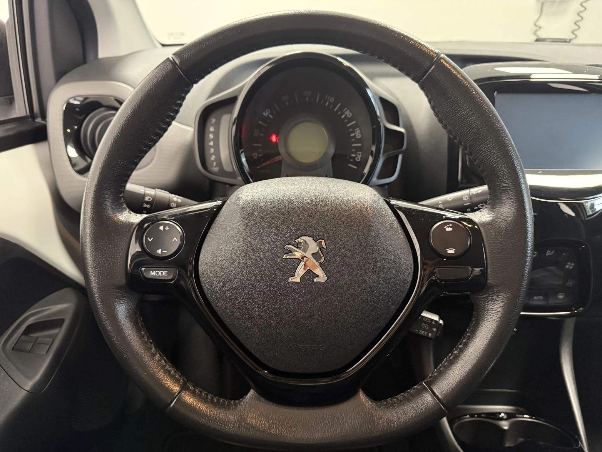 Peugeot-108-image-8