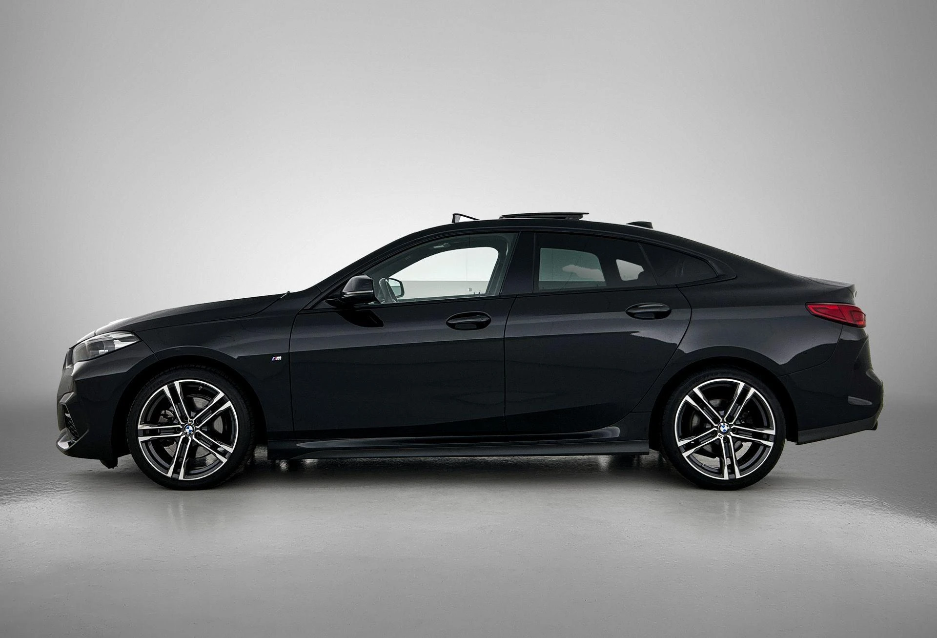 BMW-2 Serie-image-2