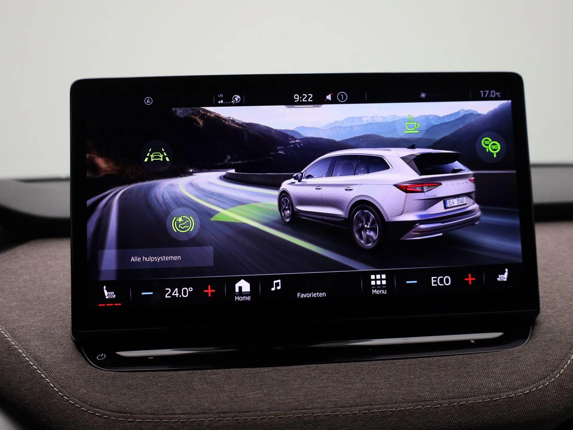 Škoda-Enyaq iV-image-23