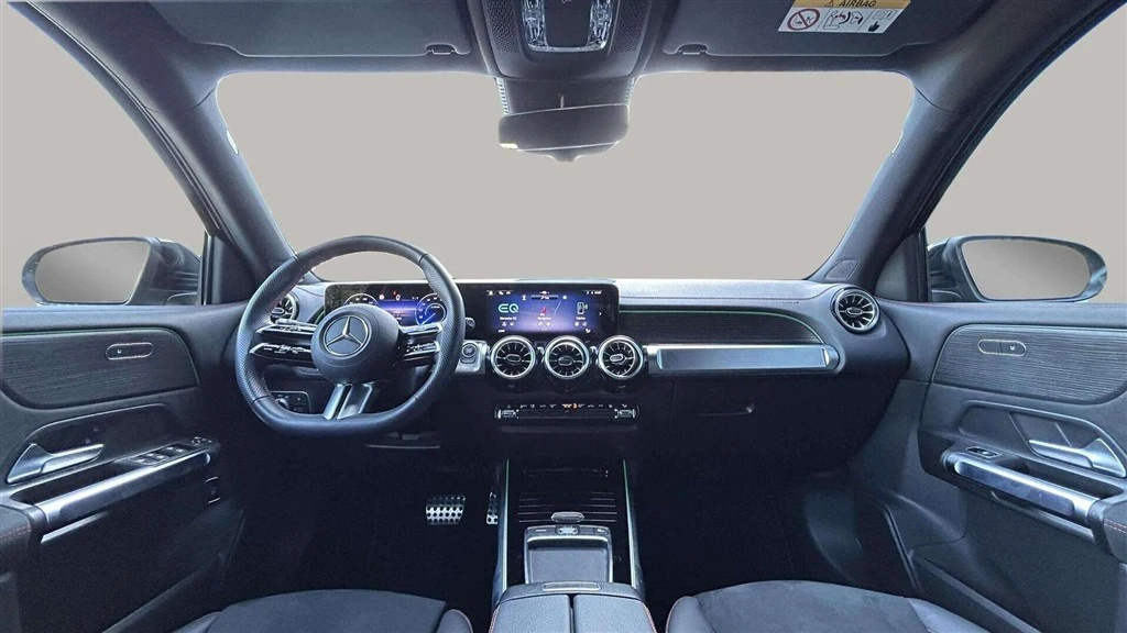 Mercedes-Benz-EQB-image-13
