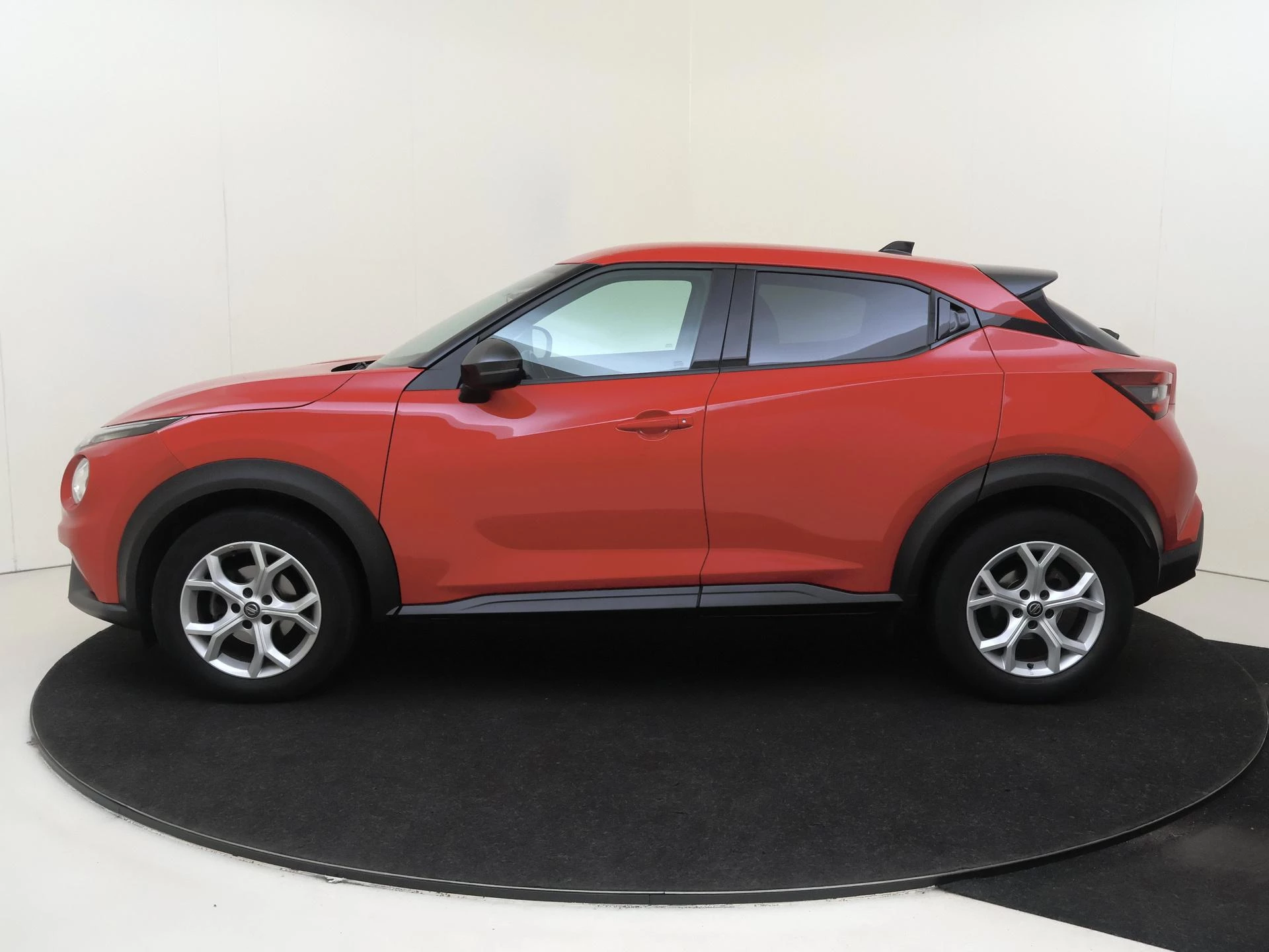 Nissan Juke 1.0 DIG-T N-Connecta