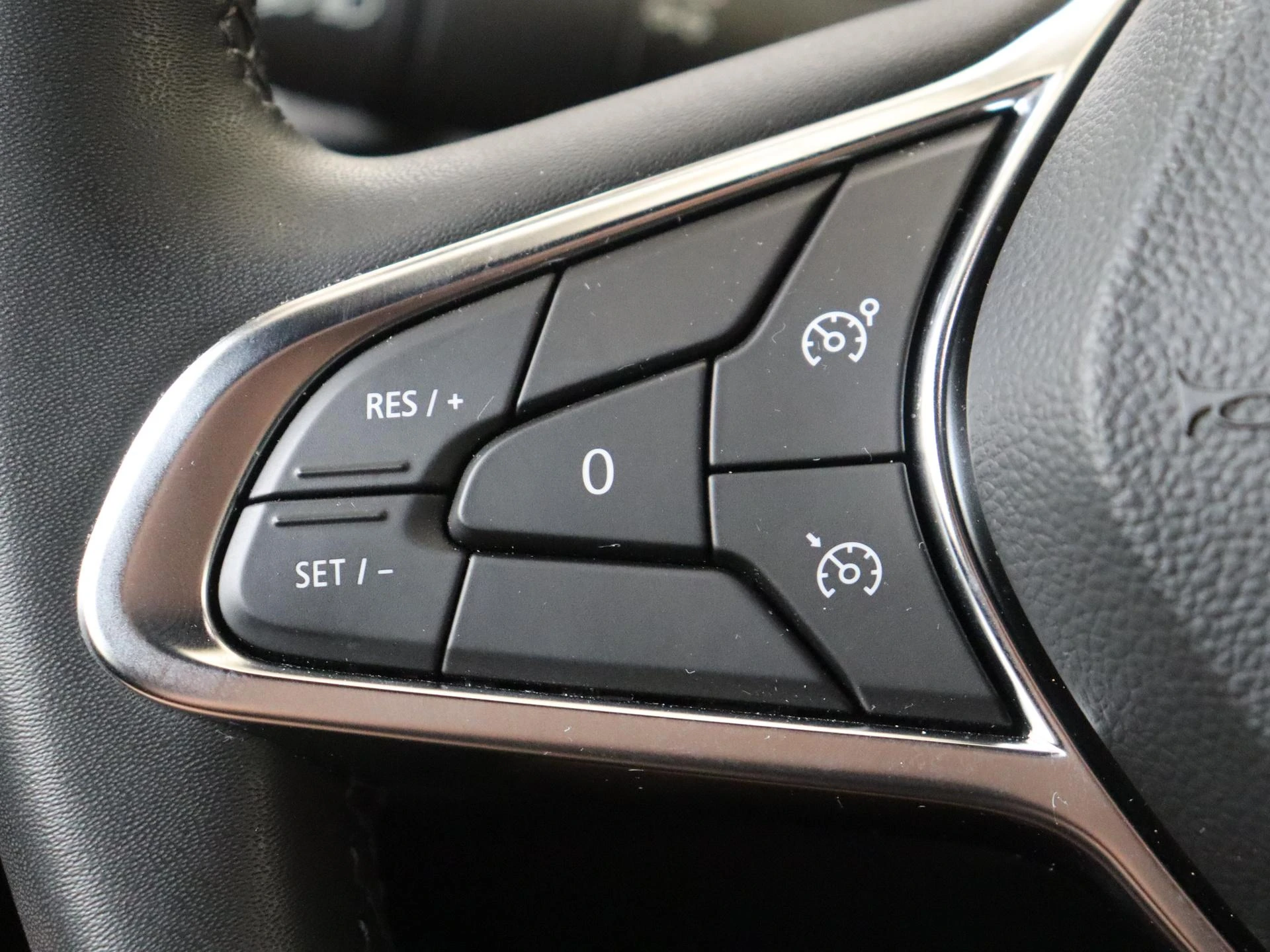 Renault Captur 1.6 E-Tech Hybrid 145 Rive Gauche